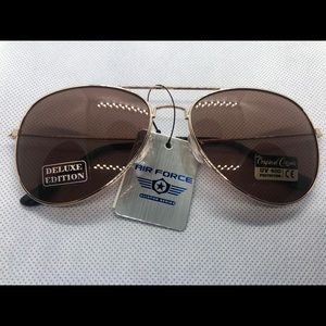 Deluxe Aviator Glasses 👓